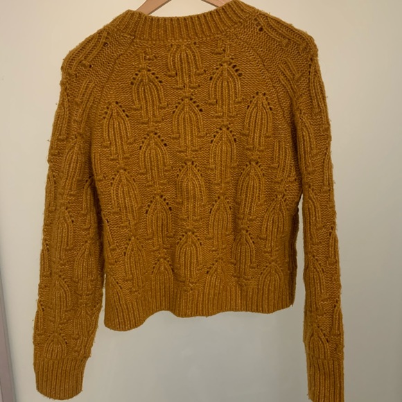 Zara mustard sweater - Picture 2 of 4